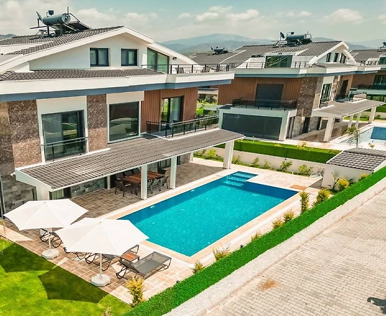 Fethiye Kargı'da Plaja Yakın Konumda, Özel Havuzlu, Lüks Villa - 1