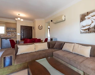 Didim Akbük'te Denize Sıfır, Eşsiz Manzaralı, Konforlu Tatil Villası - 4