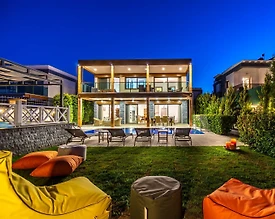 Bodrum Cumhuriyet'de Geniş Bahçeli Bahçeli, Özel Havuzlu, 3+1 Villa - 2