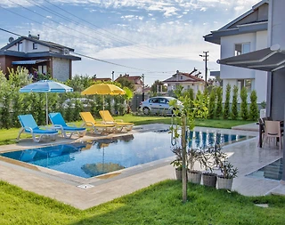 Fethiye Foça'da Büyük Bahçe İçerisinde, Özel Havuzlu, Kiralık Villa - 5