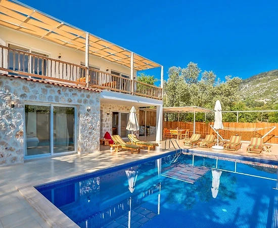 İslamlar'da Muhteşem Taş Mimarisine Sahip, Isıtmalı Havuzlu, Kiralık Villa - 1