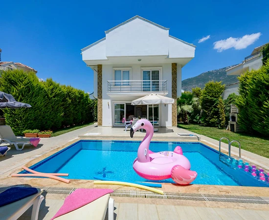 Fethiye Ölüdeniz'de Huzur Dolu Doğada, Özel Havuzlu, Kiralık Villa - 1