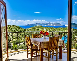 Kaş Andifli'de Göz Alıcı Deniz Manzaralı, Ortak Havuzlu, Kiralık Suit - 5