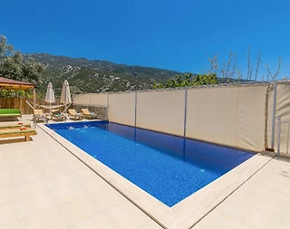 İslamlar'da Muhteşem Taş Mimarisine Sahip, Isıtmalı Havuzlu, Kiralık Villa - 3