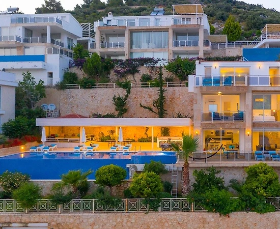 Kaş Kalkan'da Eşsiz Deniz Manzaralı, Özel Havuzlu, Jakuzili Villa - 1