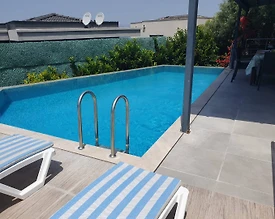 Çeşme'de Marinaya Yakın, Merkezi Konumda, Özel Havuzlu, Kiralık Villa - 3