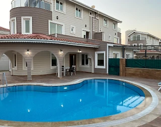 Antalya Serik'te Enfes Doğada, Özel Havuzlu, Lüks Villa - 1