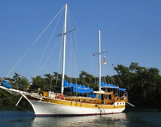 Bodrum'da Eşsiz Bir Deneyim Sunan, 5 Kabinli, Konforlu Gulet - 3