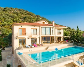 Kaş Andifli'de Enfes Deniz Manzaralı, Olimpik Havuzlu, Kiralık Villa - 2