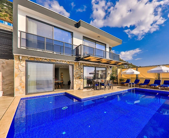 Kaş Bezirgan'da Deniz Manzaralı, Özel Havuzlu, Jakuzili, Kiralık Villa - 1