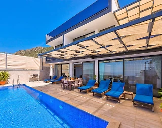 Kaş Bezirgan'da Eşsiz Manzaralı, Açık ve Kapalı Havuzlu, Kiralık Villa - 3