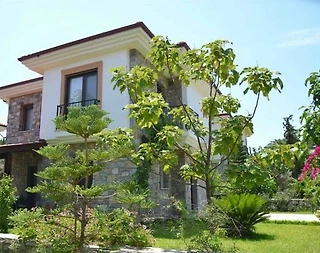 Datça Emecik'te Plaja Yakın Mesafede, Ailelere Uygun, Kiralık Villa - 1