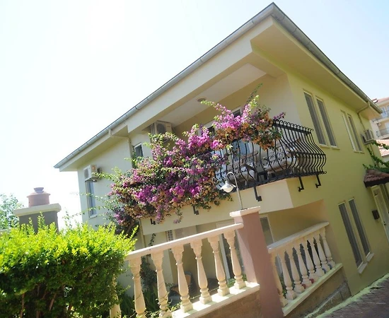 Alanya Kargıcak'ta Sosyal Tesis İçerisinde, Özel Havuzlu, Lüks Villa - 1