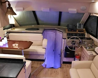 İzmir Çeşme'de Ege'nin Mavi Sularına Açılan, 4 Kişilik Motoryat - 4