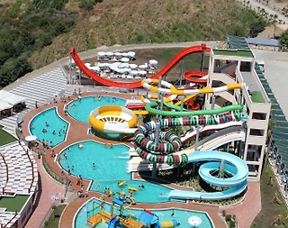 Antalya Alanya'da Ücretsiz Aqua Park Kullanımına Sahip, Lüks Tatil Evi - 3