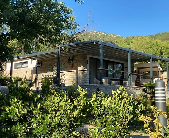 Datça Mesudiye'de Deniz ve Doğa Manzaralı, 2 Kişilik, Taş Villa - 1