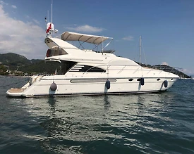 Göcek'in Muhteşem Koylarında, 3 Kabinli, Lüks Motoryat - 2