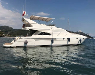 Göcek'in Muhteşem Koylarında, 3 Kabinli, Lüks Motoryat - 2