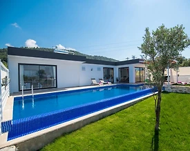 Kalkan Patara'da Doğayla İç İçe, Açık ve Kapalı Havuzlu, Bahçeli Villa - 2