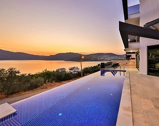 Kaş Kalkan'da Şahane Deniz Manzaralı, Özel Havuzlu, Şık Villa - 4