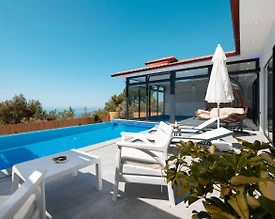 Kaş İslamlar'da Huzurlu Doğada, Açık ve Kapalı Havuzlu, Kiralık Villa - 3