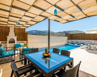 Kaş Bezirgan'da Enfes Taş Mimarili, Özel Havuzlu, Jakuzili Villa - 3