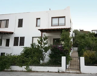 Bodrum Akyarlar'da Deniz Manzaralı, Ferah Konsepte Sahip Yazlık - 1