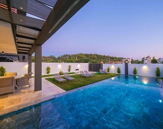 Fethiye Foça'da Ferah Bahçeli, Özel Havuzlu, Saunalı, Lüks Villa - 4