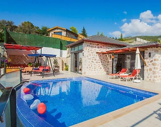 Kaş İslamlar'da Balayı Çiftlerine Uygun, Özel Havuzlu, Jakuzili Villa - 2