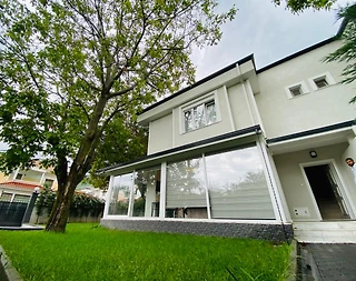 Sapanca Kırkpınar'da Geniş Bahçeli, Doğa İçerisinde, Konforlu Villa - 1