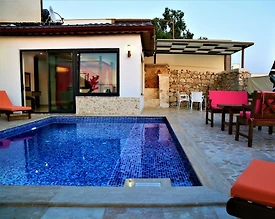 Kaş Bezirgan'da Doğa ve Deniz Manzaralı, Özel Havuzlu, Balayı Villası - 3