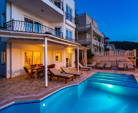 Kaş Kalkan'da Enfes Deniz Manzaralı, 8 Kişilik, Konforlu Villa - 1