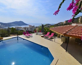 Kaş Kalkan'da Deniz Manzaralı, 8 Kişilik, Muhafazakar Villa - 2