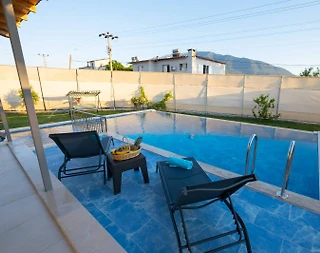 Fethiye Çamköy'de Geniş Bahçeli, Özel Havuzlu, 4 Kişilik Villa - 4