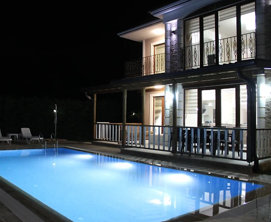 Sapanca'da Yeşillikler İçerisinde, Özel Havuzlu, 10 Kişilik Villa - 1