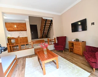 Bolu Abant'ta Muhteşem Doğada, Ortak Havuzlu, Olanaklı Villa  - 5