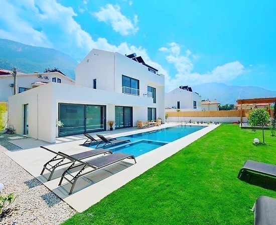 Fethiye Ölüdeniz'de Aile Gruplarına Uygun, Özel Havuzlu, Kiralık Villa - 1