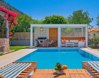 Fethiye Ölüdeniz'de Modern Tasarımlı, Özel Havuzlu, Geniş Villa - 2