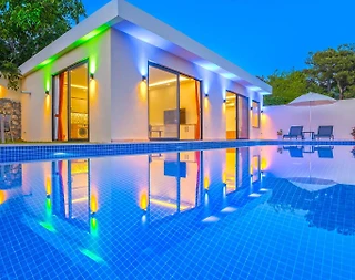 Kaş İslamlar'da Gözlerden Uzak Konumda, Özel Havuzlu, 1+1 Villa - 1