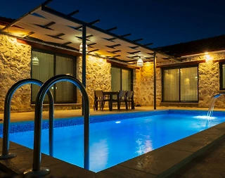 Antalya Kumluca'da Otantik Tasarımlı, Özel Havuzlu, Konforlu Villa - 1