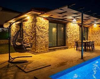 Antalya Kumluca'da Otantik Tasarımlı, Özel Havuzlu, Konforlu Villa - 4