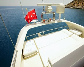 Antalya'da Mavi Yolculuk Sunan, Kalabalık Gruplara Uygun Motoryat - 2