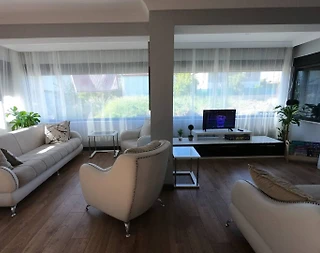 Balıkesir Ayvalık'ta Denize Yakın, Kalabalık Ailelere Uygun, Tatil Evi - 1