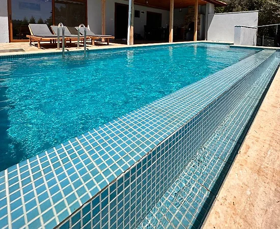 Muğla Menteşe'de Doğa İçerisinde, Özel Havuzlu, Konforlu Villa - 1