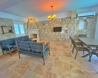 Çeşme Alaçatı'da Merkeze Yakın Konumda, Özel Havuzlu, Kiralık Villa - 5