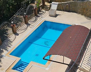 Alanya Avsallar'da Elverişli Konumda, Özel Havuzlu, Konforlu Villa - 2