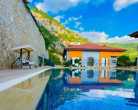 Alanya Bektaş'ta Tesis İçerisinde, Ortak Havuzlu, Konforlu Suite - 2