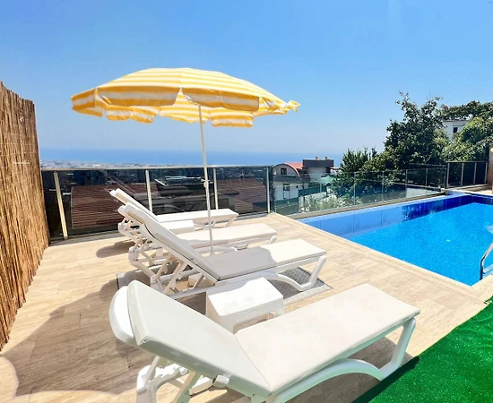 Alanya Büyükhasbahçe'de Modern Tasarımlı, Özel Havuzlu, 2+1 Villa - 1