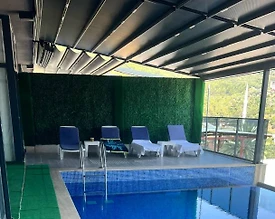 Alanya Büyükhasbahçe'de Huzurlu Konumda, Özel Havuzlu, Modern Villa - 2