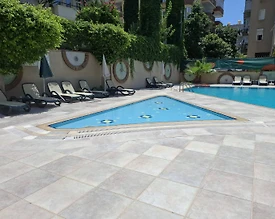 Alanya Güllerpınarı'nda Denize Yakın, Ortak Havuzlu, 3 Kişilik Suit - 2